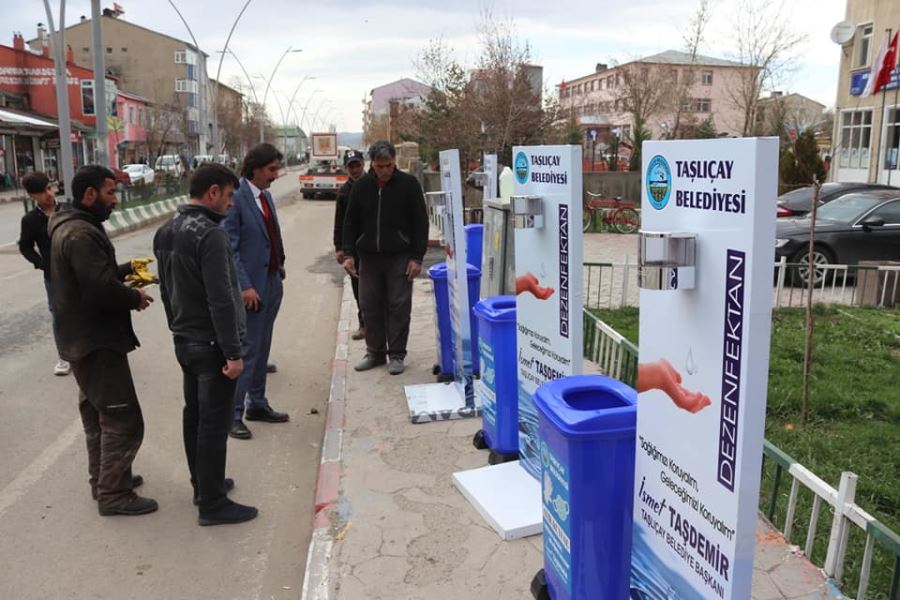 TAŞLIÇAY’DA KORONAVİRÜS TEDBİRLERİ