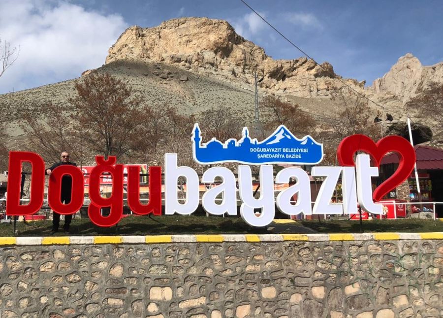 HASBEL KADER BİR YERLERE GELEN, ACABA DEDİRTENLER…
