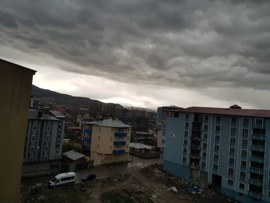 DOĞUBAYAZIT’TA BİR KAÇ GÜN ÜST ÜSTE SAĞANAK  YAĞIŞ BEKLENİYOR