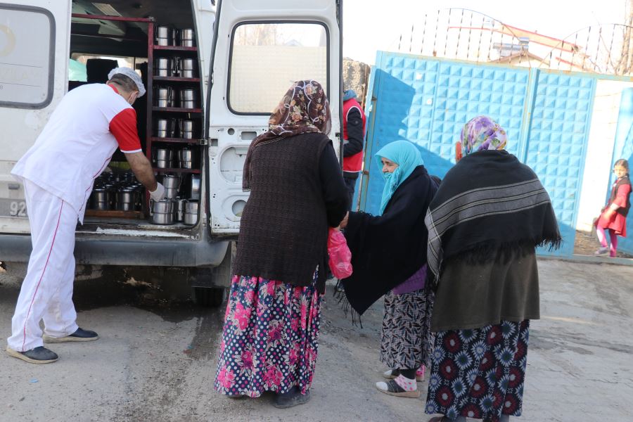 Ağrı’da İftar çadırları kurulamayınca yemekler evlere taşınıyor