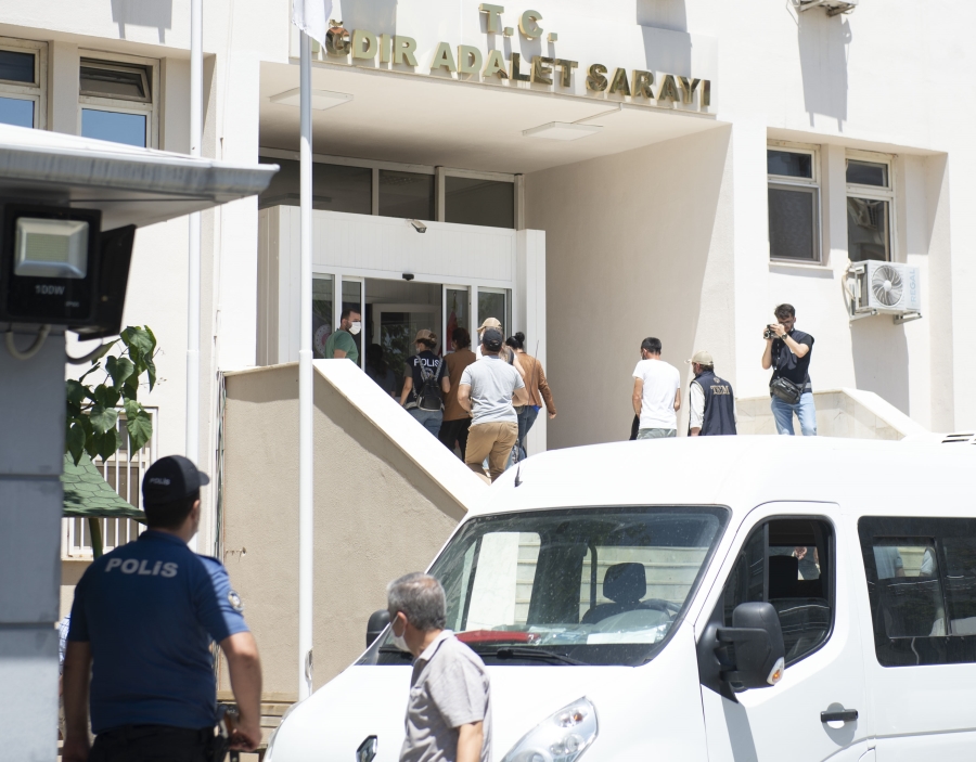 Iğdır Belediyesindeki rüşvet ve yolsuzluk operasyonunda 5 kişi tutuklandı