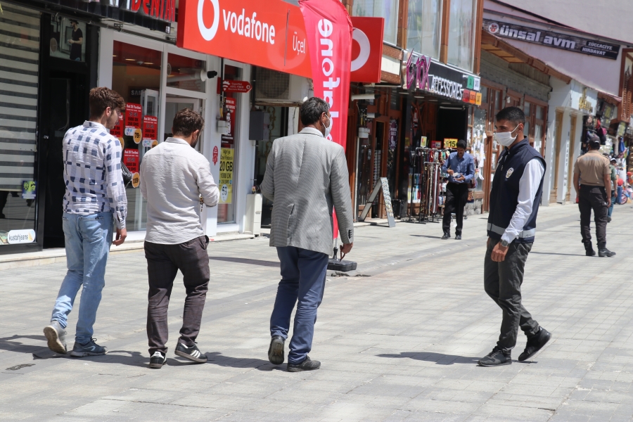 AĞRI’DA MASKE DENETİMİ