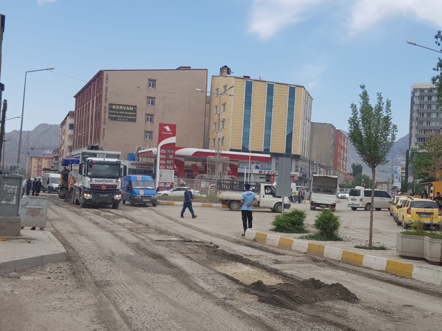 DOĞUBAYAZIT’TA BİLGİ KİRLİLİĞİ…