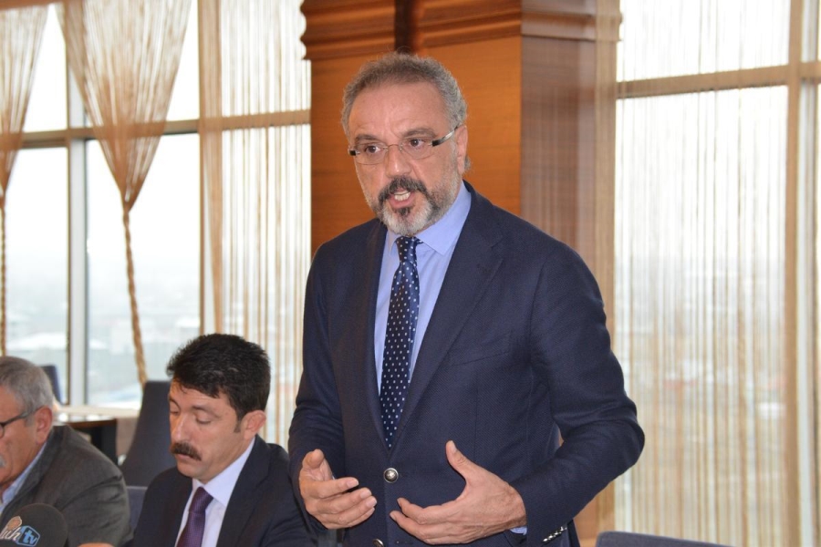 Eski Ağrı Belediye Başkanı Sakık