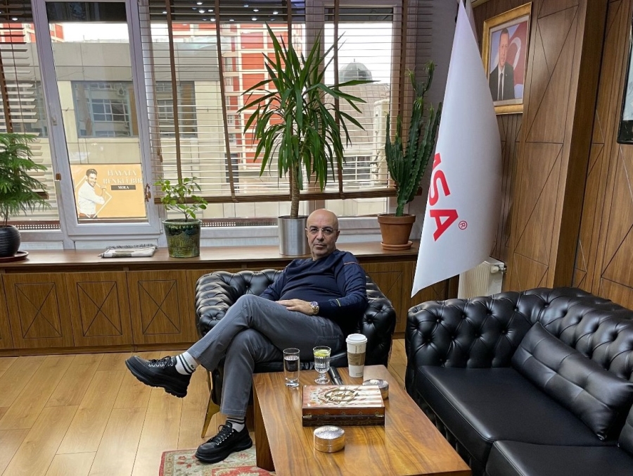 AK PARTİNİN YENİ HİKAYESİ VATANDAŞIN TALEPLERİNE ÇÖZÜM ÜRETME OLMALIDIR. 