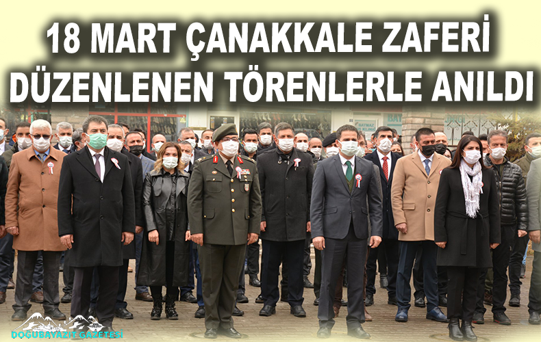 DOĞUBAYAZIT’TAKİ TÖRENDE ŞEHİTLİKTE KABİRLERE ÇİÇEK BIRAKILDI