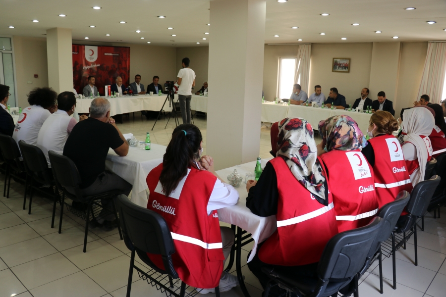 Türk Kızılay Genel Başkanı Kınık, Ağrı
