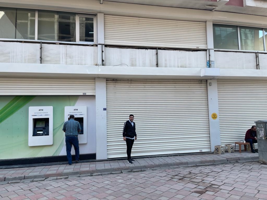 GARANTİ BANKASI DOĞUBAYAZIT ŞUBESİ KEPENK KAPATTI