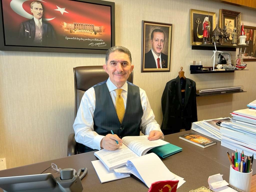 EKREM ÇELEBİ’DEN YENİ YIL MESAJI