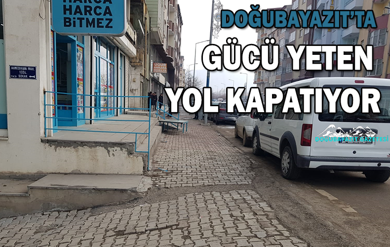 YOL KAPATAN KAPATANA.