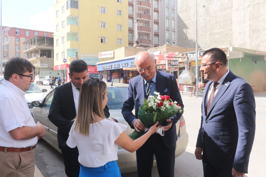 PROF.DR. FUAT SEZGİN DOĞUBAYAZIT’TA