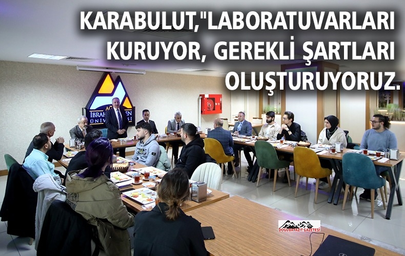 AİÇÜ REKTÖRÜ PROF. DR. KARABULUT ÖĞRENCİ KONSEYİ TEMSİLCİLERİ İLE BİR ARAYA GELDİ