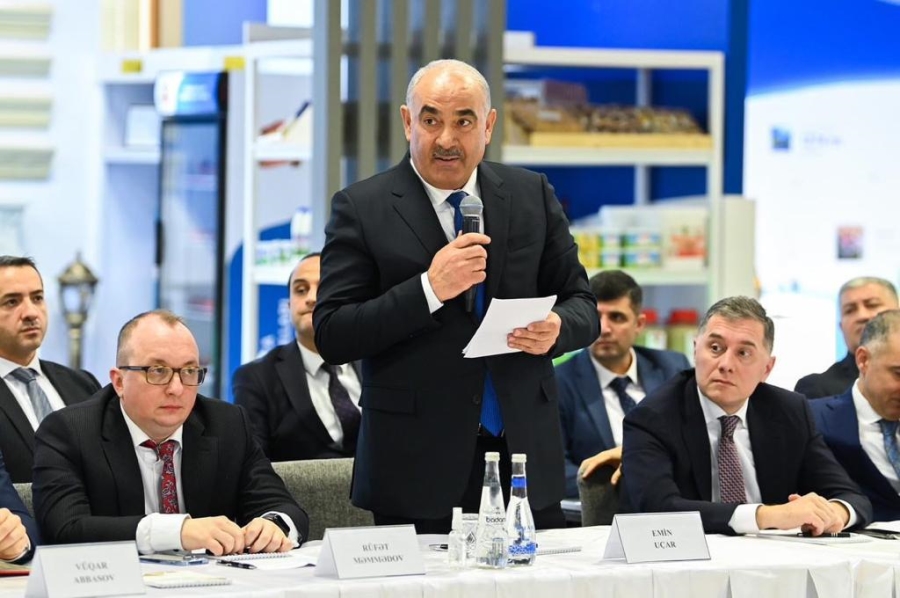 EMİN UÇAR DEPREM BÖLGESİNDE KONTEYNER KENT KURUYOR