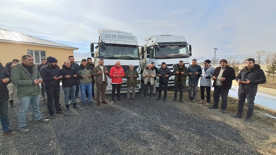 DOĞUBAYAZIT’TAN AFET BÖLGESİNE YEM