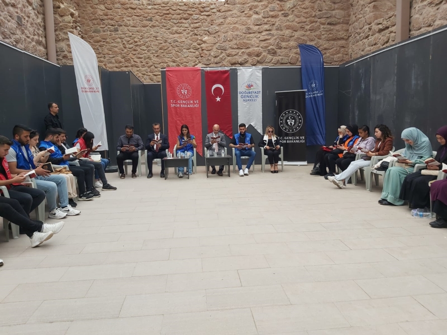 DOĞUBAYAZIT OKUYAN ŞEHİR