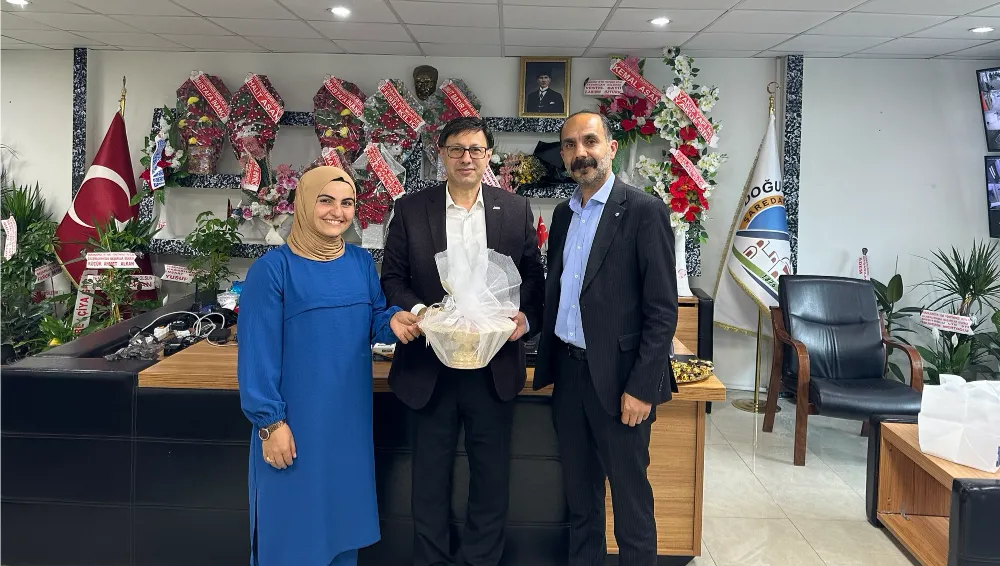 DR. CENGİZ ÇELİK’TEN EŞ BAŞKANLARA HAYIRLI OLSUN ZİYARETİ