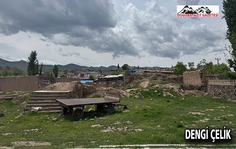 DOĞUBAYAZITA YARIM KALMIŞ BİR HİKÂYENİN SESİZ TANIĞI 