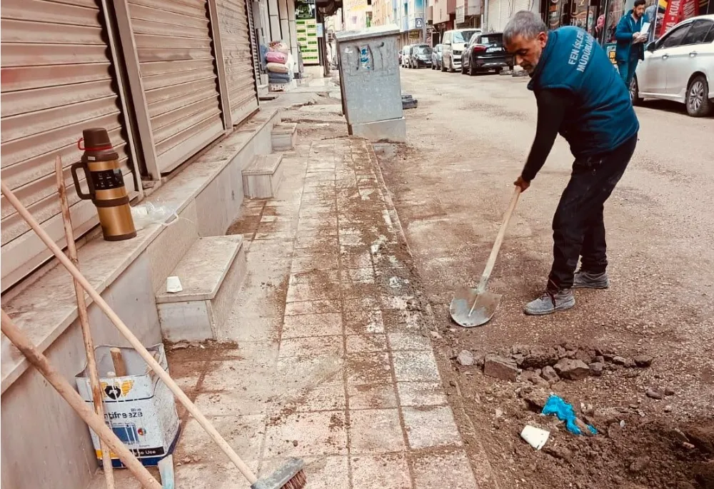 Doğubayazıt Belediyesi Yol Çalışmalarına Hız Kesmeden Devam Ediyor