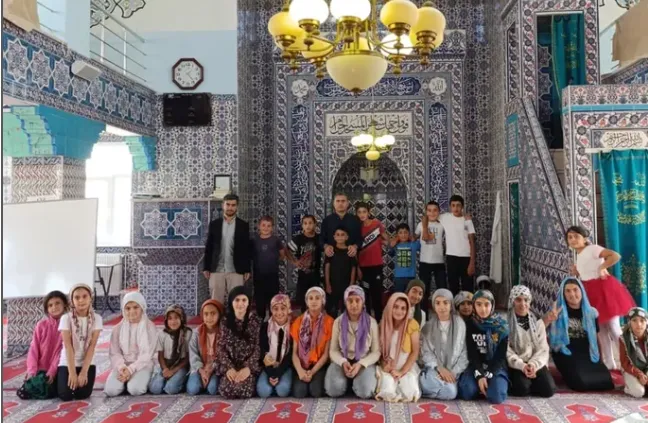Çevre Ahlakı ve Mahremiyet Bilinci Seminerleri Yoğun İlgi Görüyor