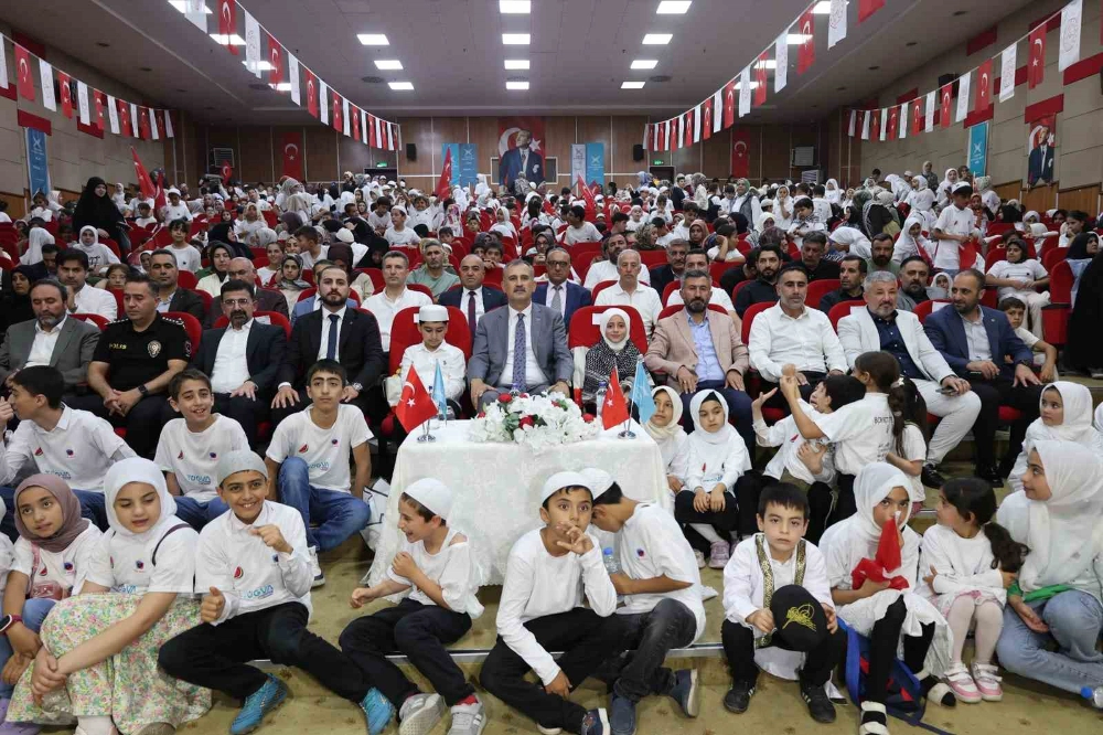 Ağrı’da TÜGVA Yaz Okulu öğrencilerin katılımıyla sona erdi