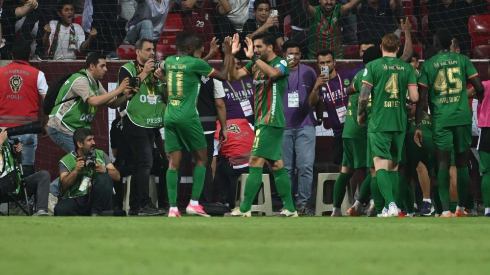 Amedspor, Erzurumspor'u 3-0 Yendi!