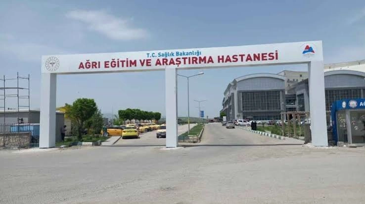 Ağrı Eğitim ve Araştırma Hastanesi'nin Yeni Başhekimi O İsim Oldu!