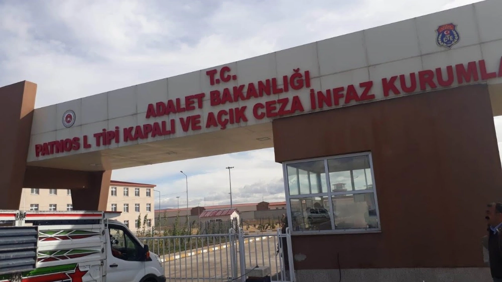 PATNOS L TİPİ CEZAEVİ’NDE SKANDALLAR ZİNCİRİ: BİR MAHKUM DAHA CANINA KIYMAK İSTEDİ!