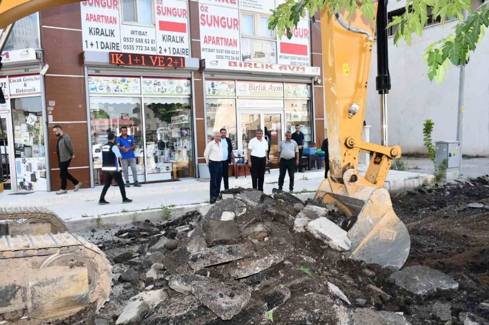 Patnos Belediyesi’nden Atatürk Mahallesi’ne ulaşım yatırımı