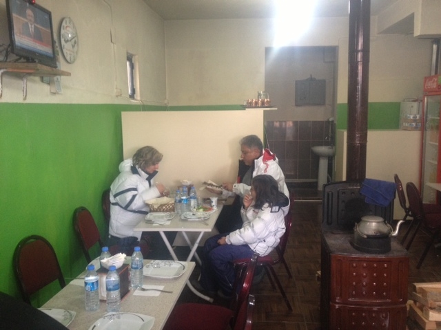 AĞRI`DA TORTUM CAĞ KEBAP SALONU AÇILDI