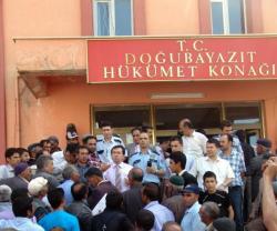 Afetzedeler ızdihama Yol Açtı