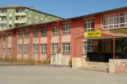 Hayret! Kız Öğrenciler Daha Çok 