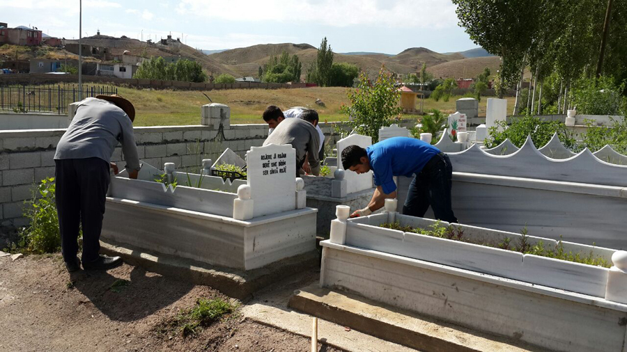 MEZARLIKLAR MÜDÜRLÜĞÜ FAALİYETTE