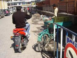 Motorsikletli Gençler Halkı Korkutuyor