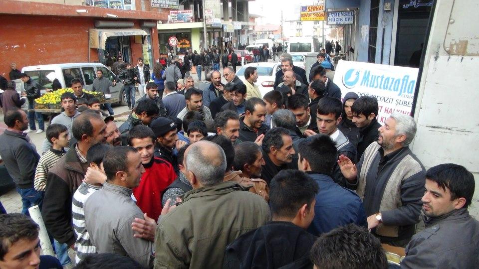 DOĞUBAYAZIT MUSTAZAFLAR CEMİYETİNDEN AŞURE DAĞITIMI