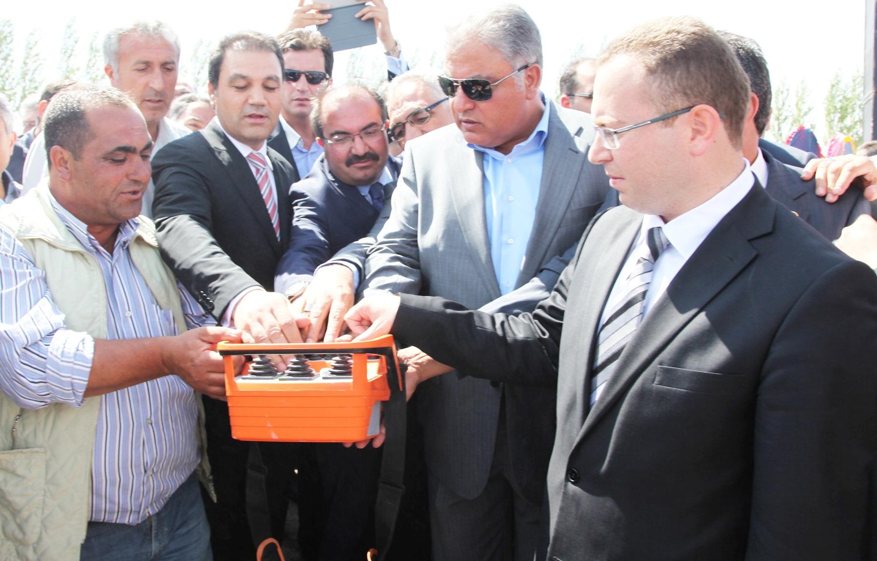 TAŞLIÇAY NURALİ TURAN ADALET MESLEK YÜKSEKOKULUNUN  TEMELİ DÜZENLENEN TÖRENLE ATILDI
